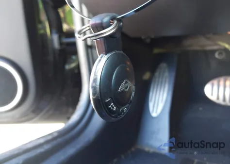 2012 Mini Cooper S z USA, uszkodzony, nr VIN WMWSY3C51CT144408